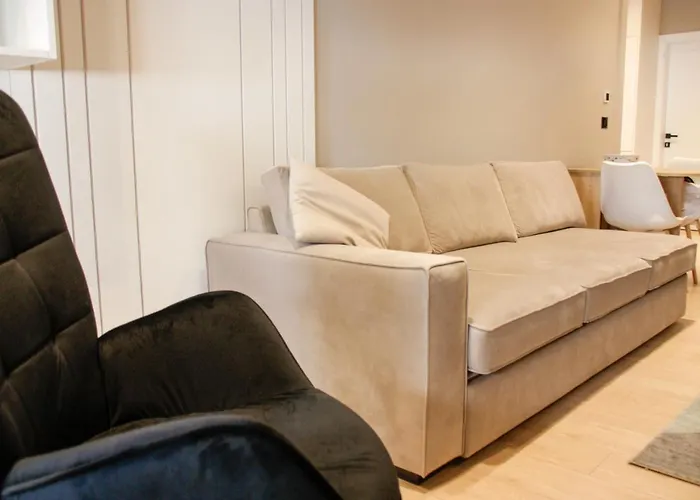 Roza\'S Apartment Tirana Center