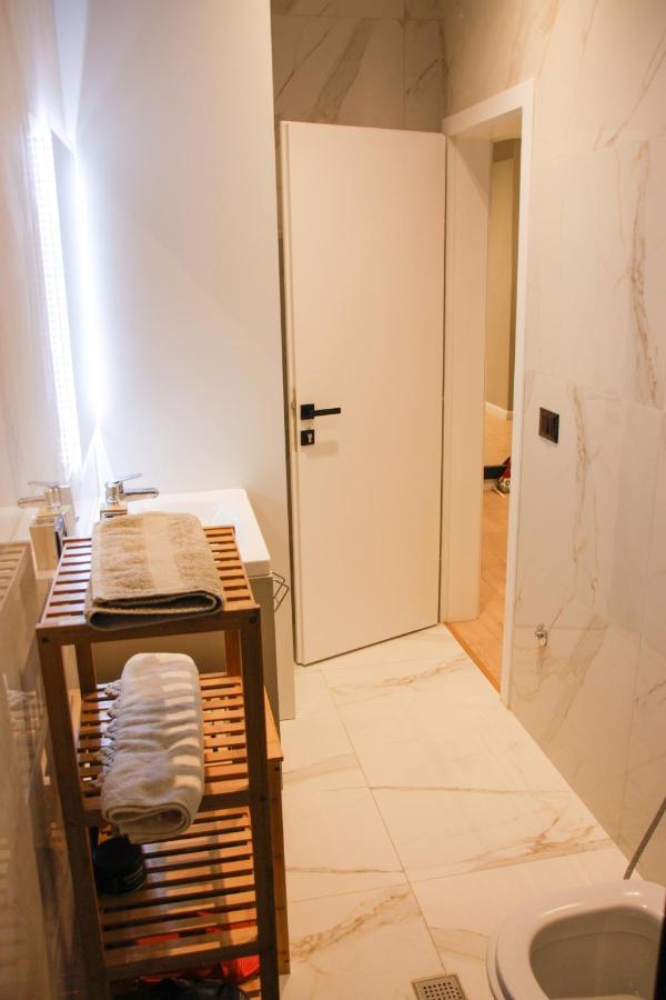 Roza's Center Apartment *